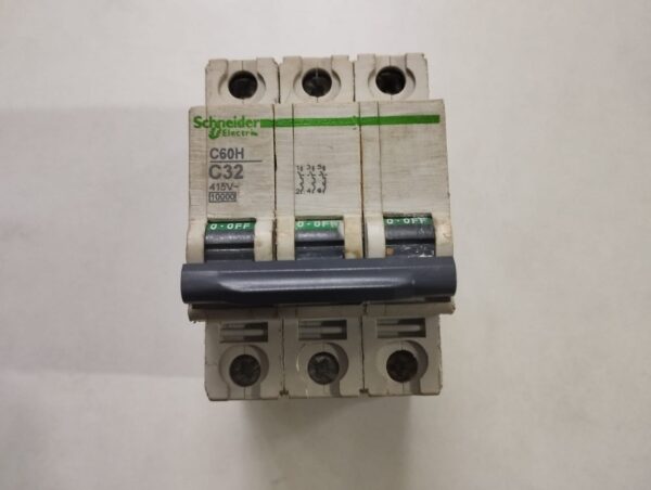 Schneider Electric C60h C32 Circuit Breaker