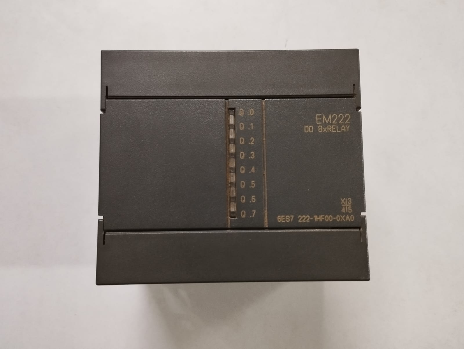 Bin-Younas Automation | The Siemens SIMATIC S7-200 EM 222 (e.g., 6ES7222- 1HF22-0XA0) is a digital output expansion module featuring 8 relay outputs, designed for Bin-Younas Automation | The Siemens SIMATIC S7-200 EM 222 (e.g., 6ES7222- 1HF22-0XA0) is a digital output expansion module featuring 8 relay outputs, designed for