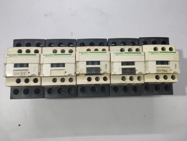 Schneider Electric Lc1 D32 Magnetic Contactor - Image 2