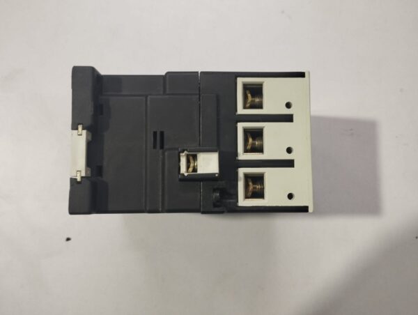 Moeller Dil 1m Contactor - Image 4