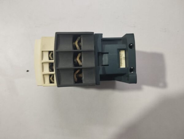 Schneider Electric Lc1 D32 Magnetic Contactor - Image 5