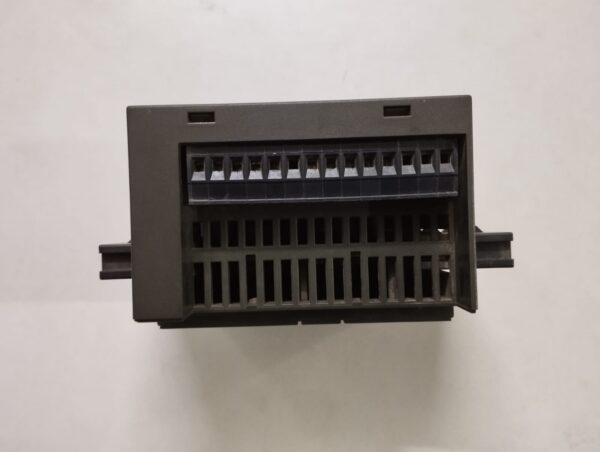 Siemens Em221 6es7 221-1bf00-0xa0 Input Module - Image 2