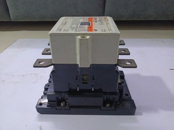 Fuji Electric Sc-N8 [180] Magnetic Contactor - Image 3