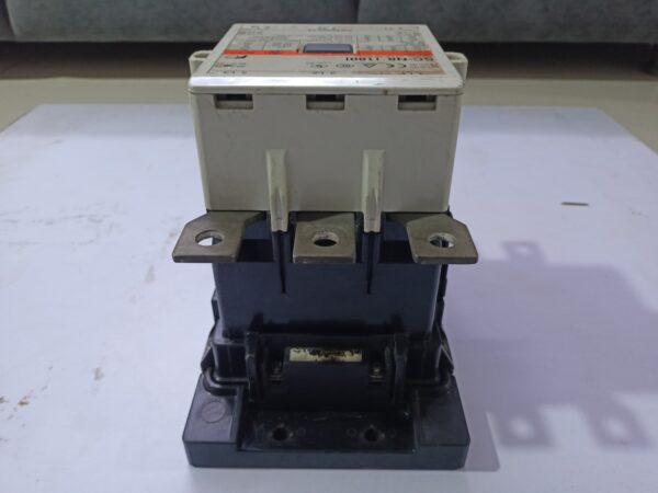 Fuji Electric Sc-N8 [180] Magnetic Contactor - Image 4