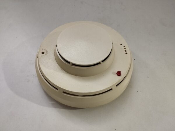 Siemens Di-3 Smoke And Fire Detector - Image 2