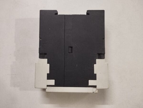 Siemens 3rp1511-1ap30 Time Relay - Image 2