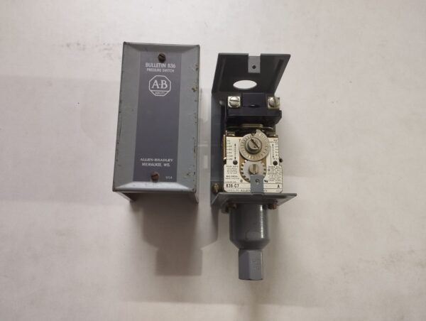 Allen-Bradley Bulletin 836 Pressure Switch - Image 2