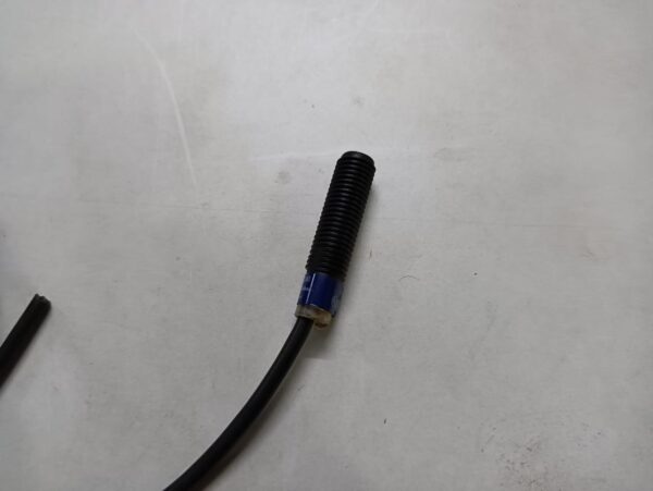 Telemecanique Xs4p08pa340 Inductive Proximity Sensor - Image 2