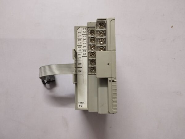 Allen-Bradley Micrologix 1762-If4 Analog Input Module - Image 2