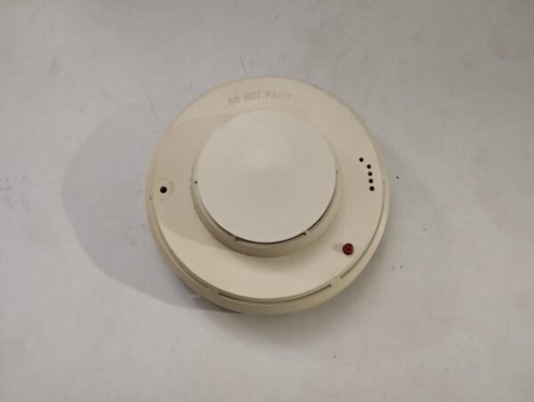 Siemens Di-3 Smoke And Fire Detector - Image 3