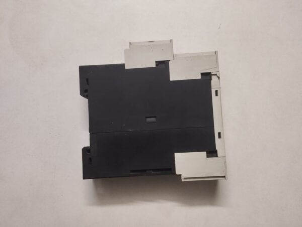 Siemens 3rn1010-1cm00 Thermistor Motor Protection Relay - Image 3