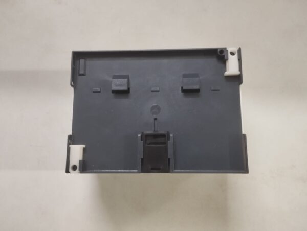 Schneider Electric Zelio Sr3 B261fu Smart Relay Modular - Image 4