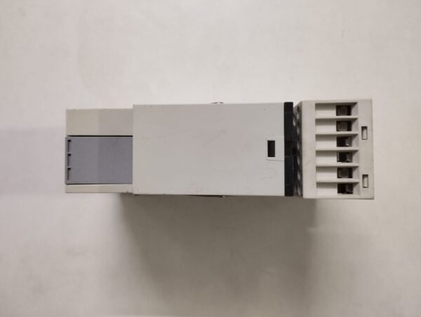 Carlo Gavazzi Paa01dm24 Delay On Operate Timer - Image 4