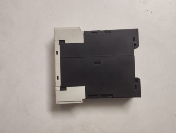 Siemens 3rp1555-1ap30 Time Delay Relay - Image 4