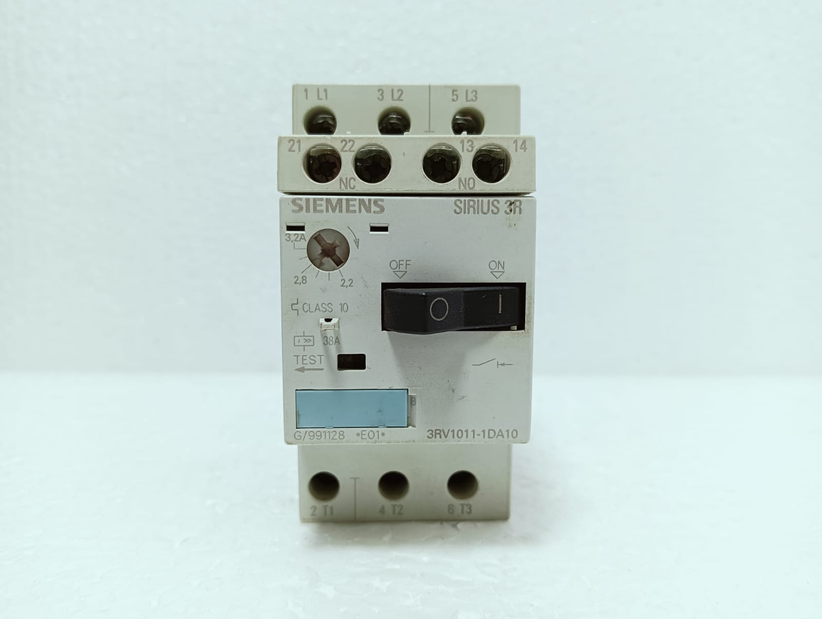 Disjoncteur Siemens 3RV1011-1DA10 - 2.2 à 3.2A - Neuf Sous Blister